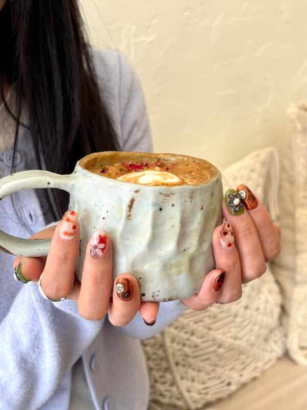 nails1 Artistic Painted Nail Art|Romantic dates at your fingertips